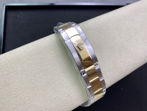 激安ロレックス着用イメージ